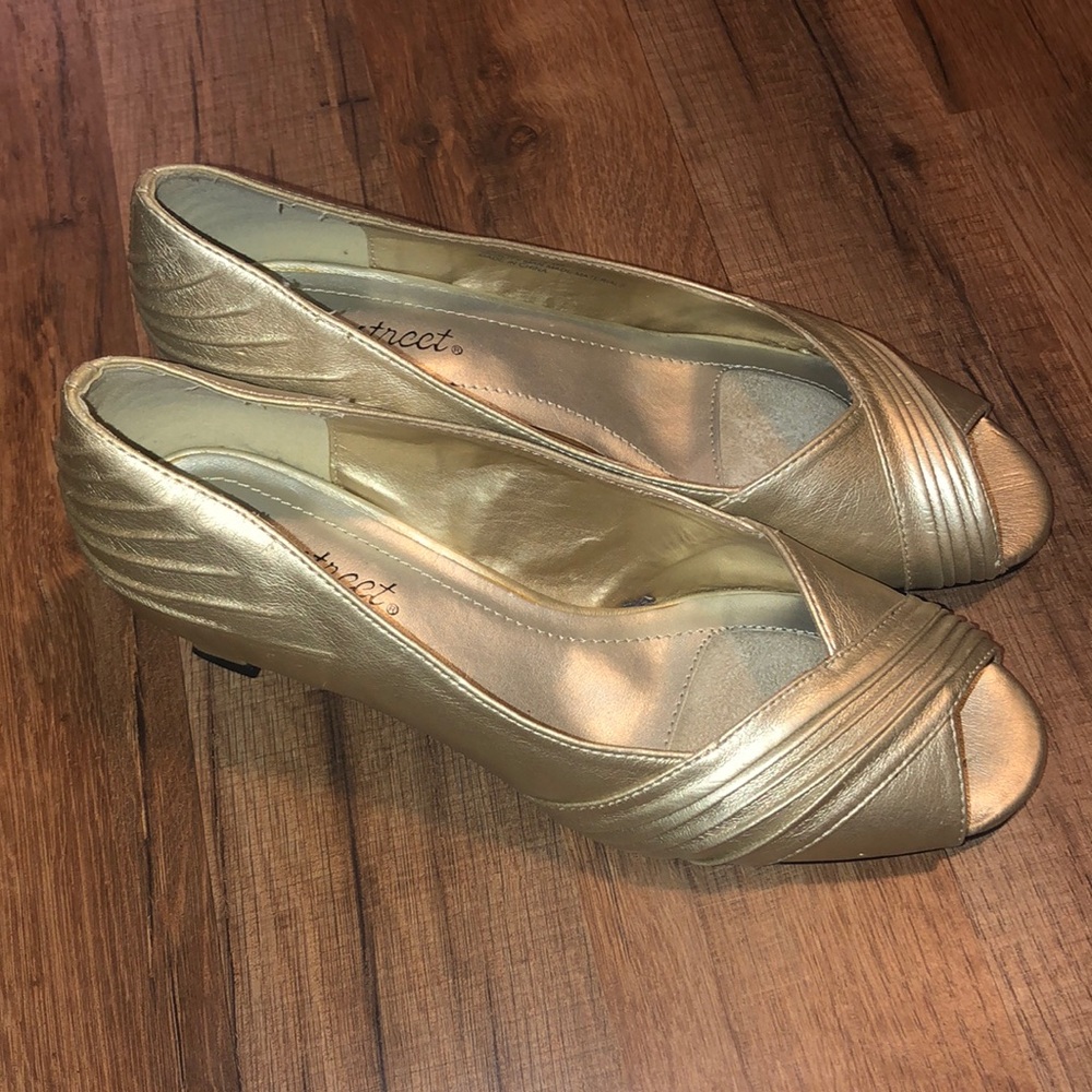 Women’s Easy Street Shoes